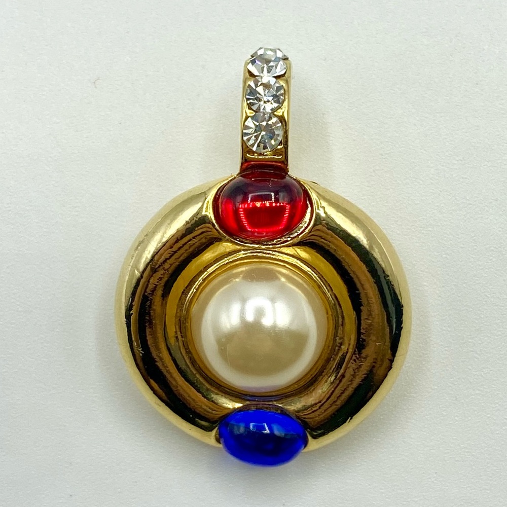 Faux Pearl Gripoix Designer Style Gold Tone Pearl Necklace Enhancer Pendant MCM